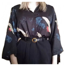 画像をギャラリービューアに読み込む, Japan oriental taste crane pattern short sleeve black shirt / 【鶴×黒】 鶴柄 和柄 開襟シャツ 総柄シャツ モノトーン シャツワンピース ゆったり 半袖シャツ 黒 レディースブラウス トップス 羽織感 昭和レトロ 原宿 オーバーサイズ 韓国 夏物