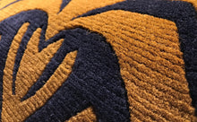 画像をギャラリービューアに読み込む, L9646 WOOL ★ TIBETAN TIGER RUG HIMALAYAN BROWN / チベタンタイガーラグ 大 ヒマラヤンブラウン ネパール産 本物 チベット絨毯 虎柄 フロアマット インテリア カーペット