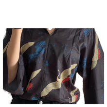 画像をギャラリービューアに読み込む, Japan oriental taste crane pattern short sleeve black shirt / 【鶴×黒】 鶴柄 和柄 開襟シャツ 総柄シャツ モノトーン シャツワンピース ゆったり 半袖シャツ 黒 レディースブラウス トップス 羽織感 昭和レトロ 原宿 オーバーサイズ 韓国 夏物