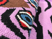 画像をギャラリービューアに読み込む, L 758 VISCOSE ★ TIBETAN TIGER RUG HIMALAYAN LIGHT PURPLE / チベタンタイガーラグ 大 ヴィスコース製 ヒマラヤンパープル 紫色 ネパール産 本物 チベット絨毯 虎柄 フロアマット 手織り ハンドクラフト インテリア カーペット 通販